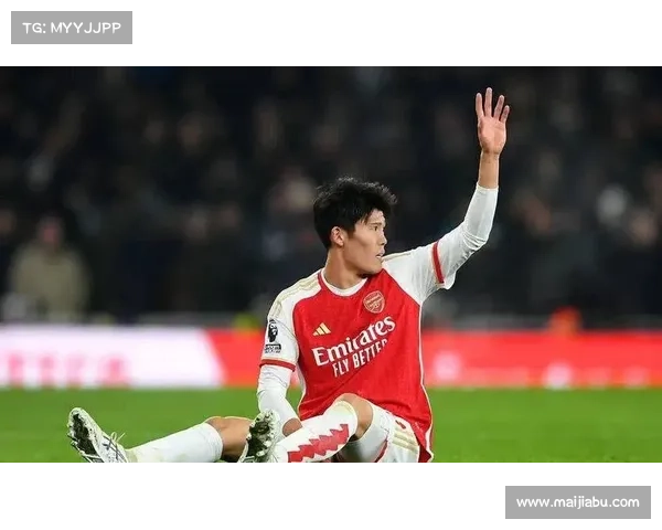 如何庆祝富安健洋在英超赛场取得的卓越成就与历史性突破