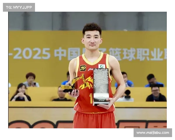 孙铭徽精彩发挥助力广厦轻松战胜四川稳居联赛前列